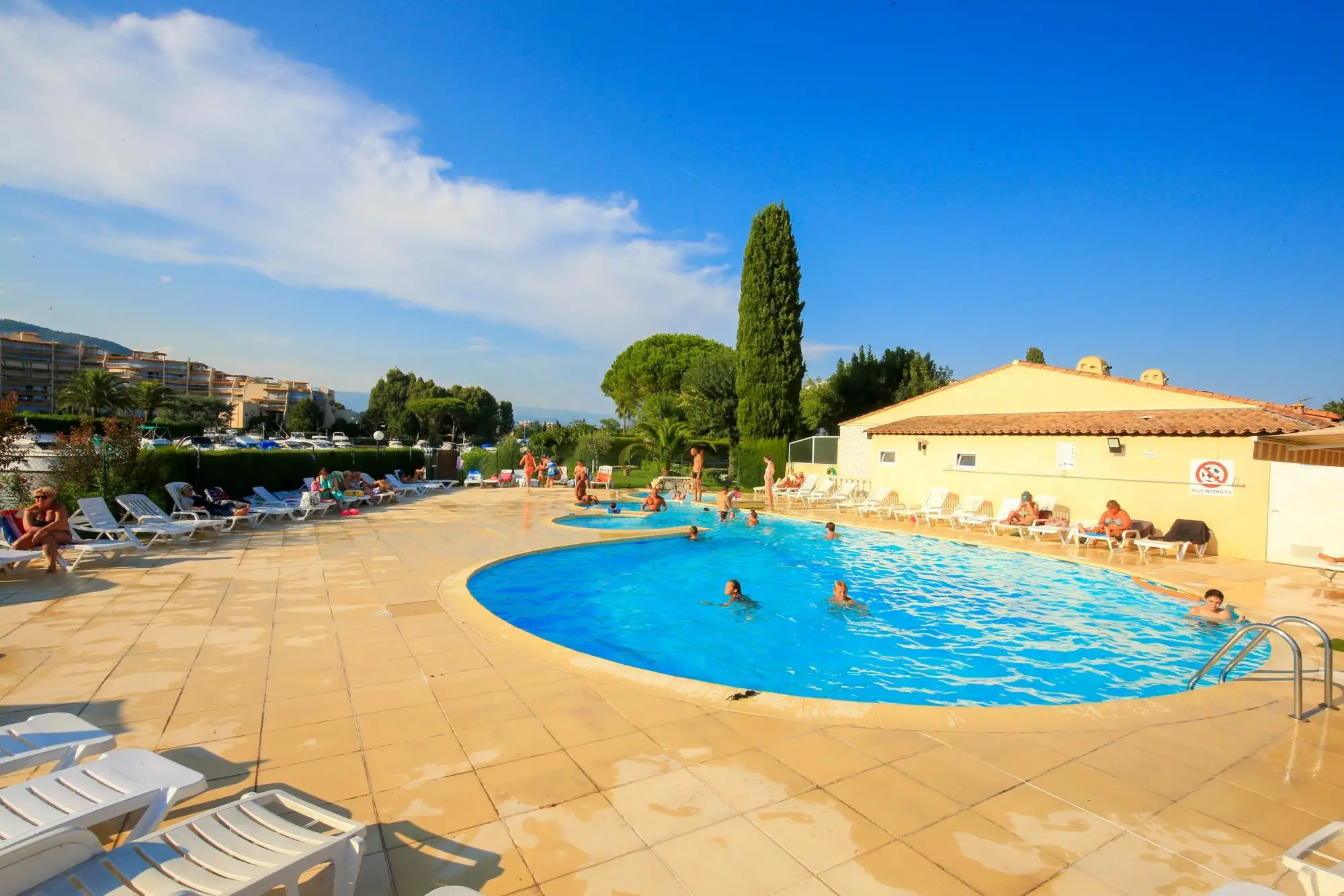 camping familial Mandelieu