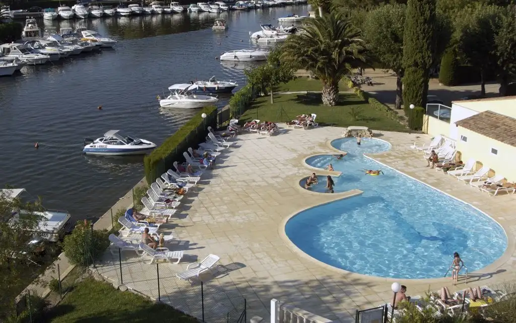 Espace Piscine